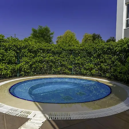 W Shared Pool 3 Min To Mall Of